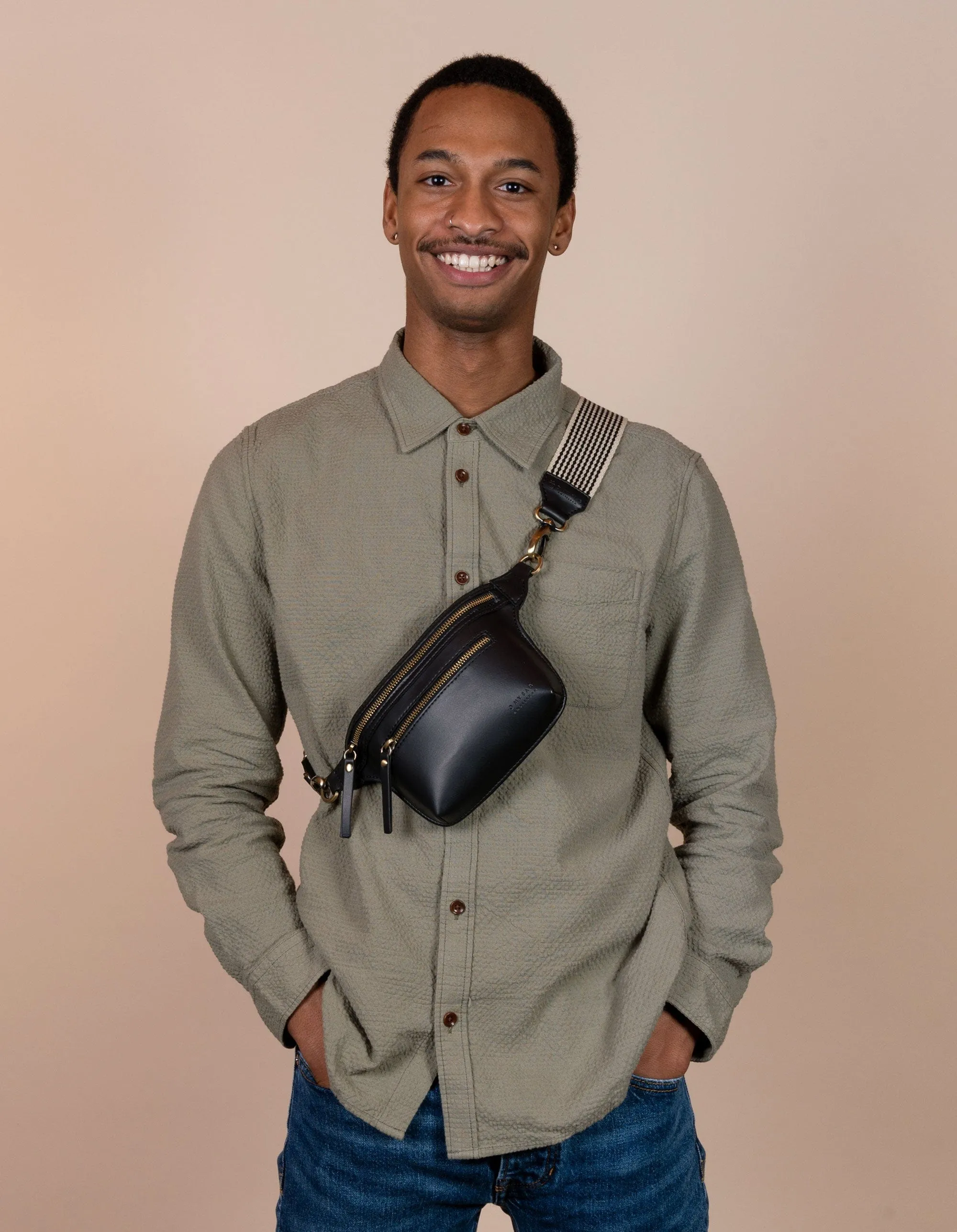 Beck's Apple Leather Vegan Bum Bag | Black