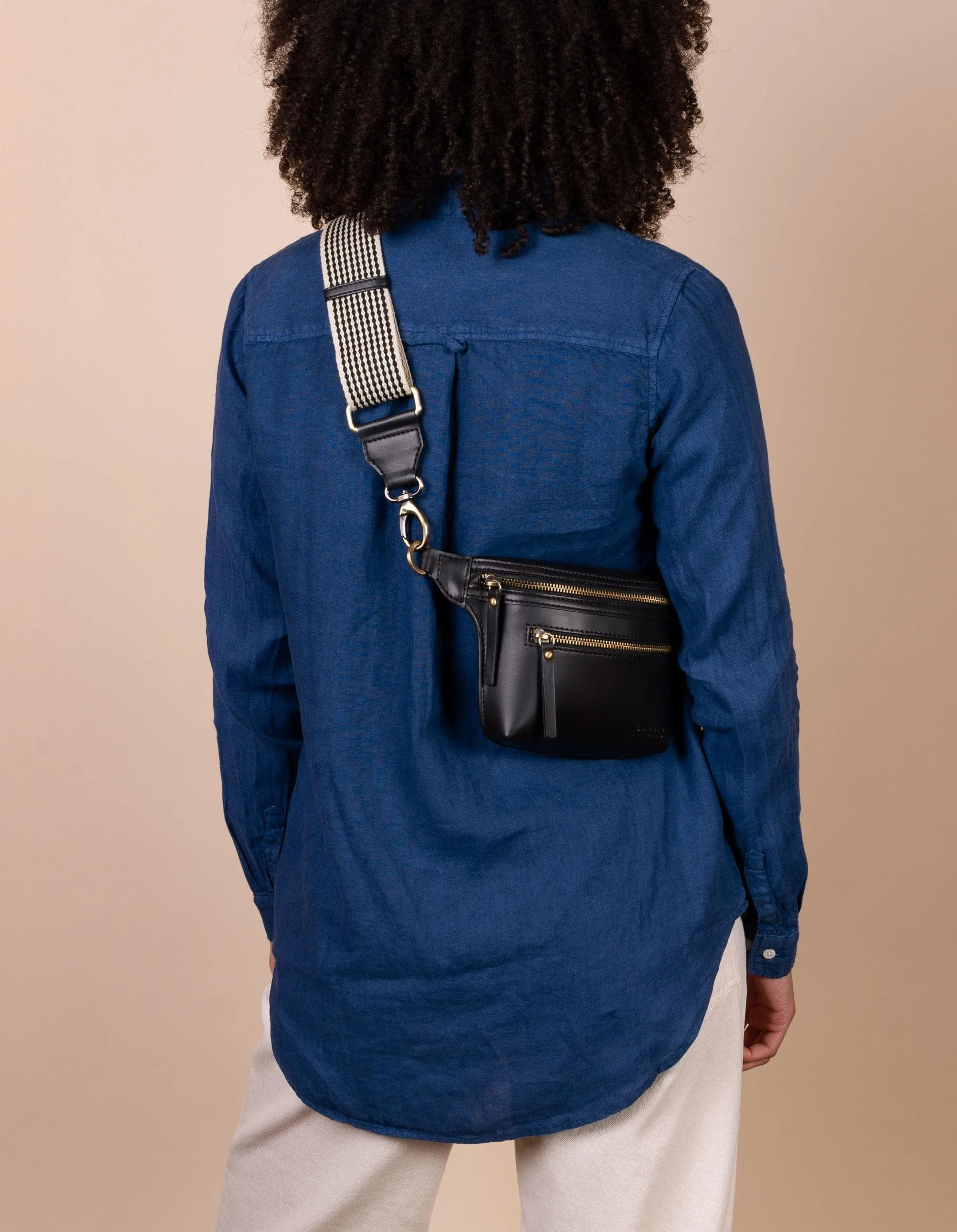 Beck's Apple Leather Vegan Bum Bag | Black