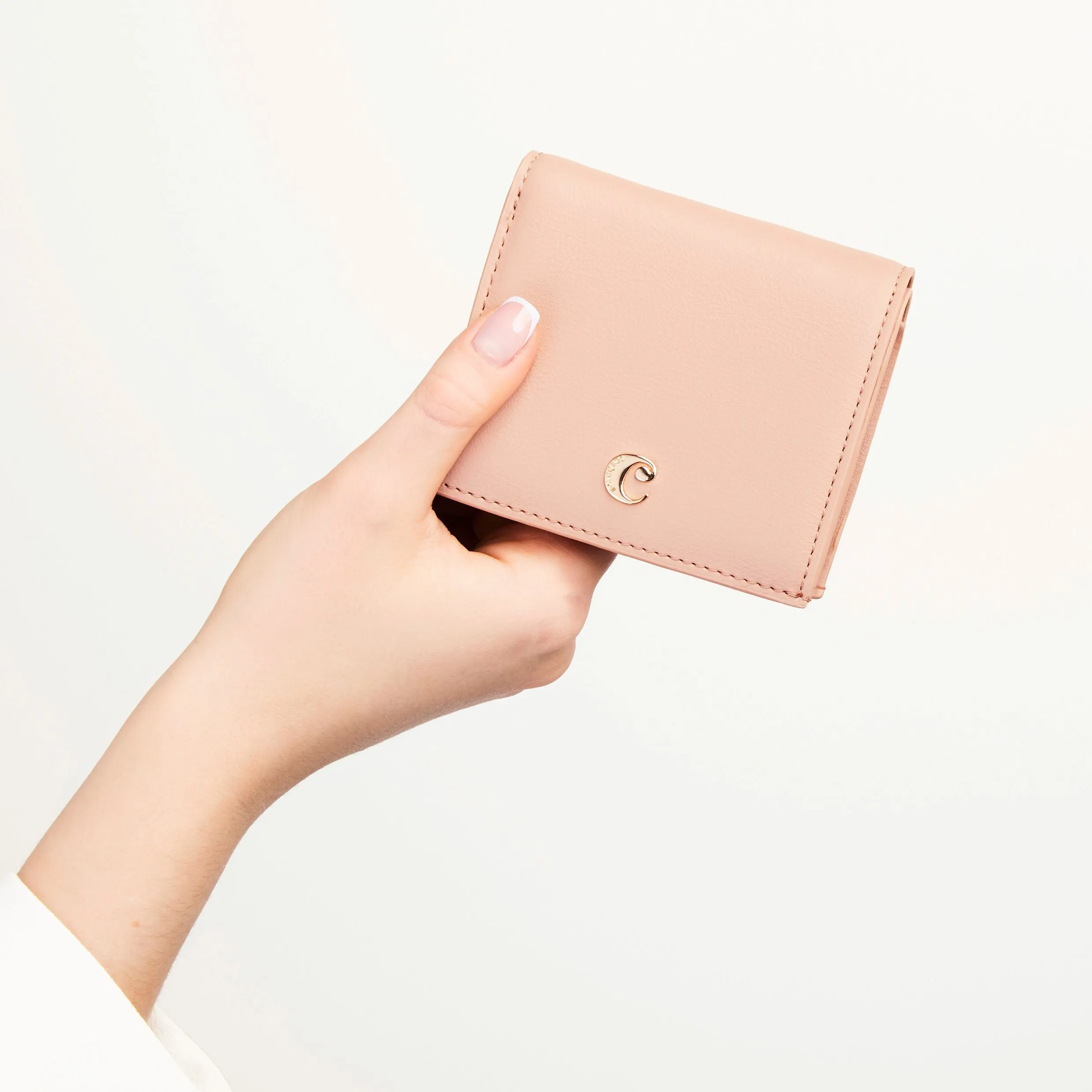 Cacharel CEL333X-Lady wallet Albane Nude