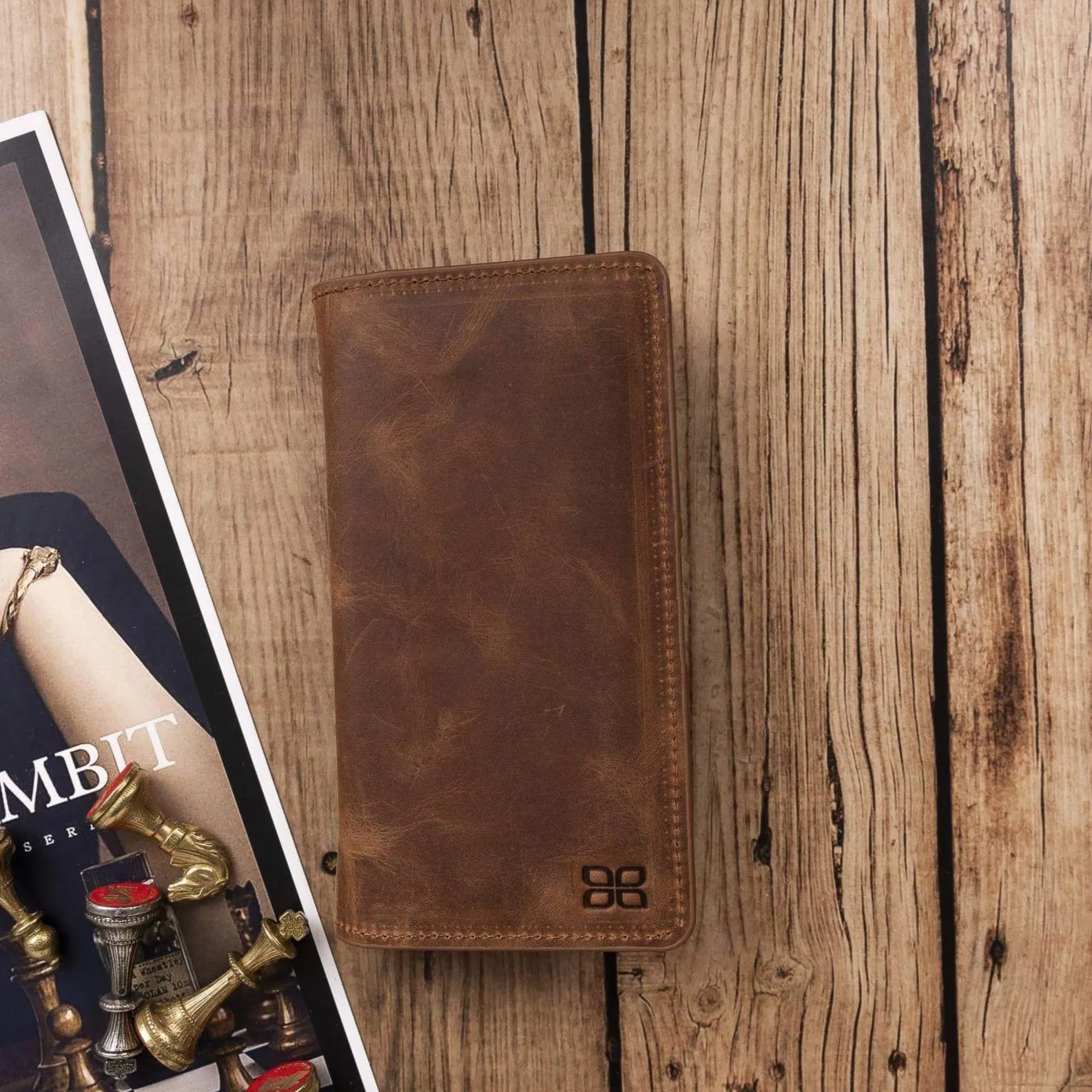 Calvina Customizable Genuine Leather Wallet for Unisex