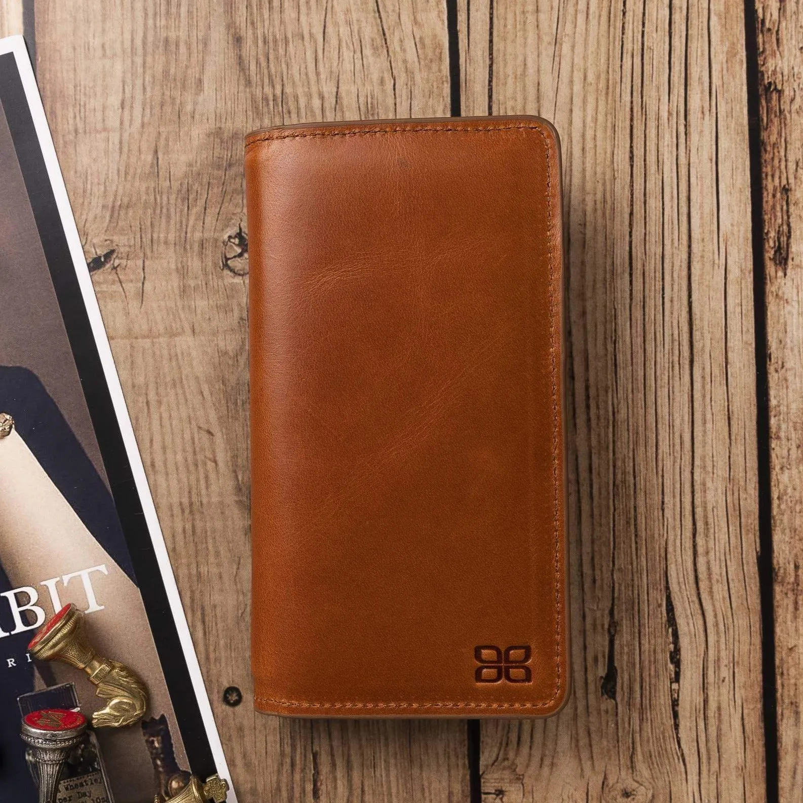 Calvina Customizable Genuine Leather Wallet for Unisex
