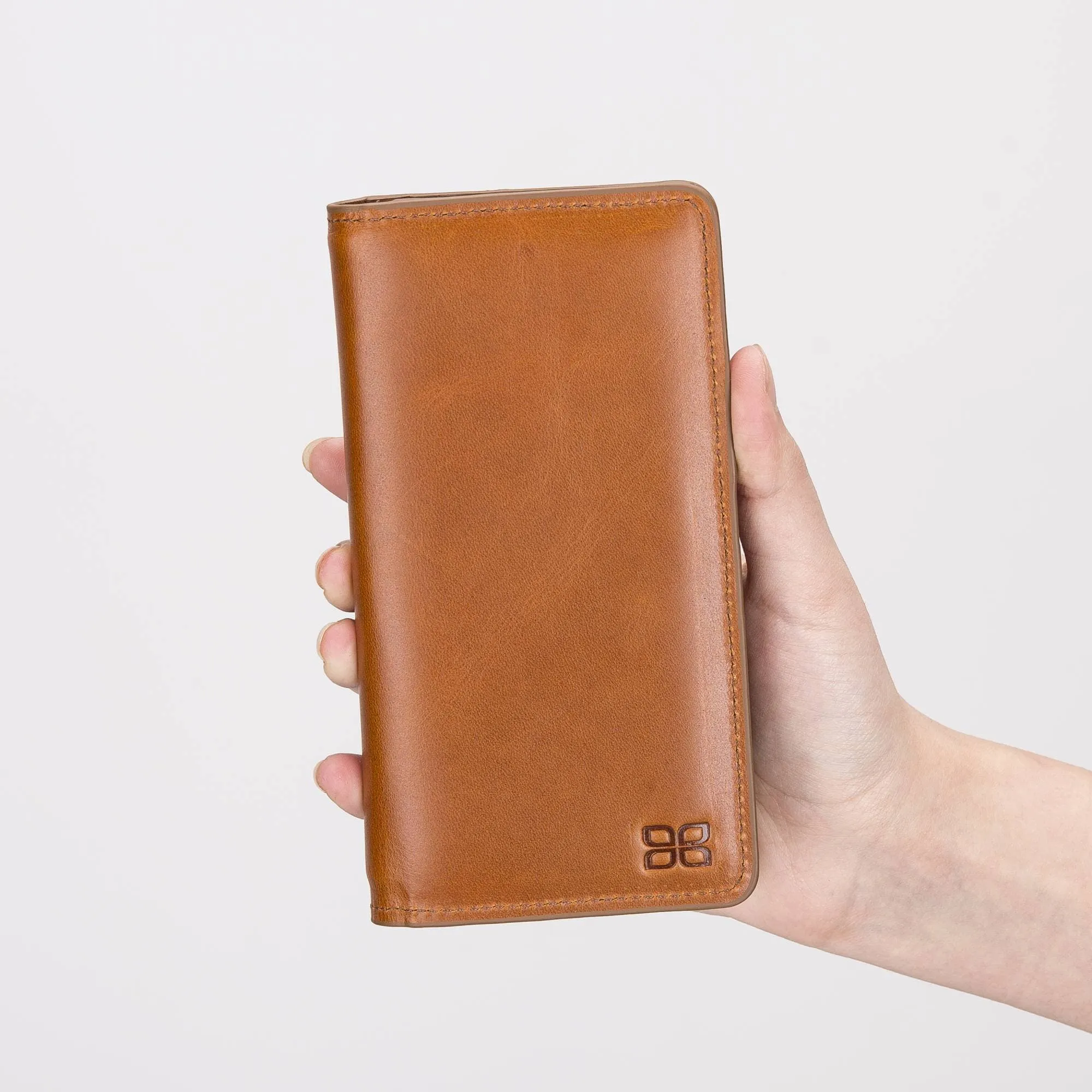 Calvina Customizable Genuine Leather Wallet for Unisex