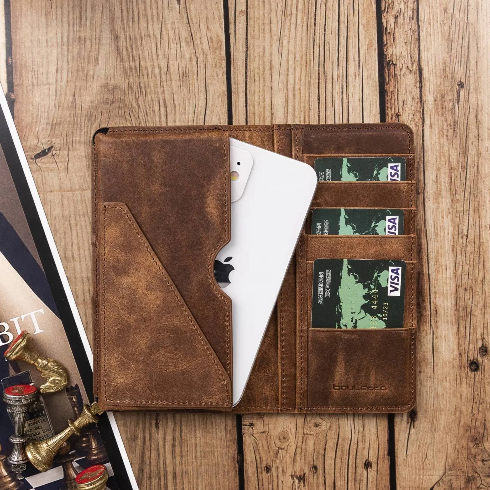 Calvina Customizable Genuine Leather Wallet for Unisex