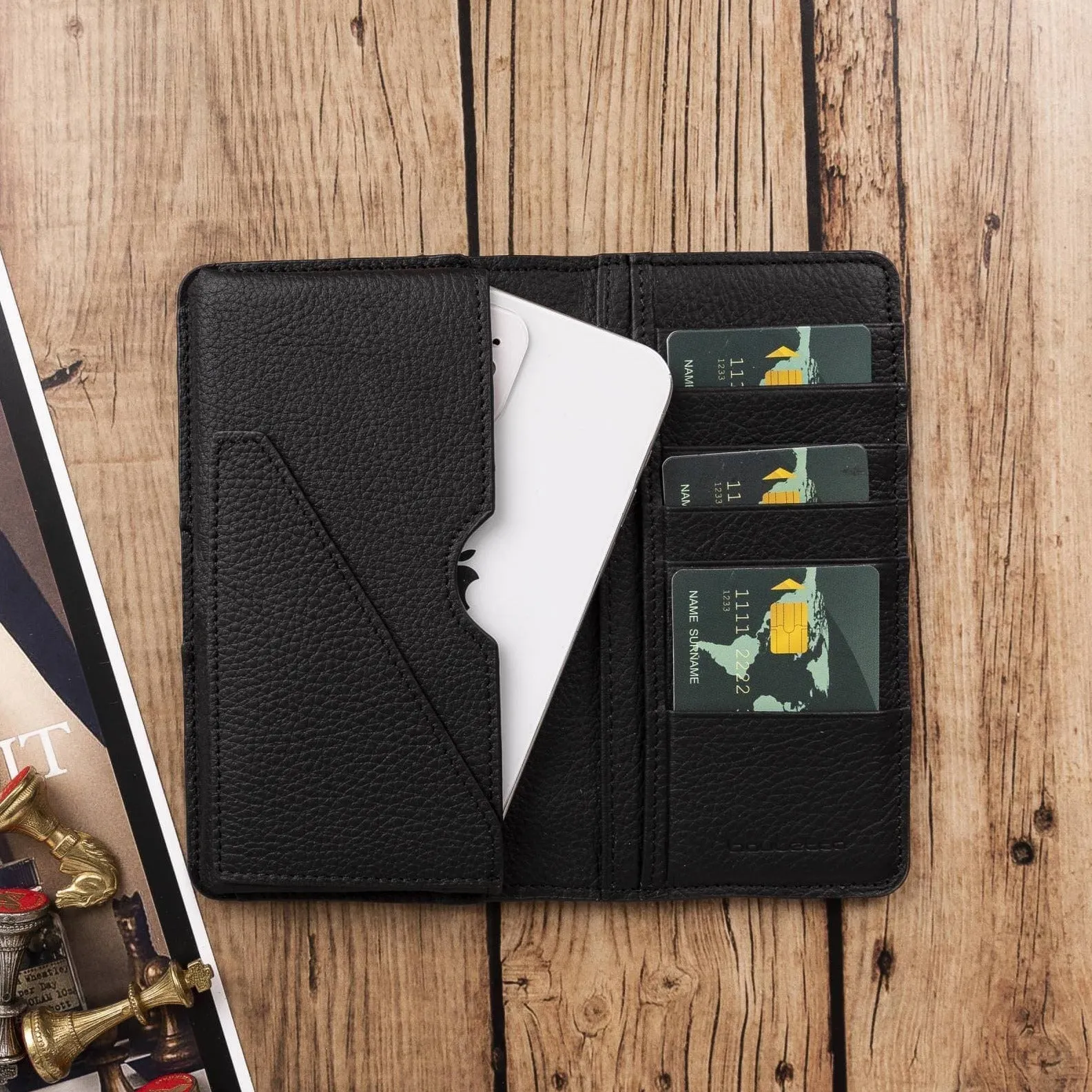 Calvina Customizable Genuine Leather Wallet for Unisex