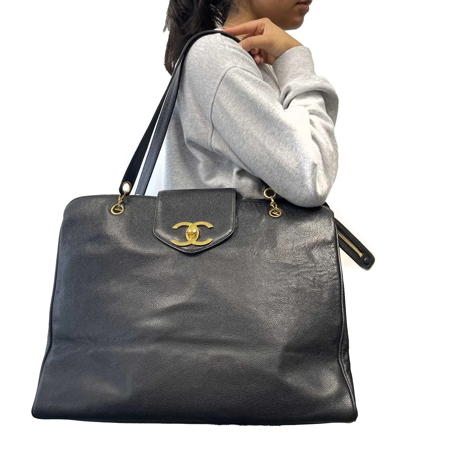 CHANEL - Vintage Supermodel Weekender Bag - Large CC Black Tote / Shoulder Bag