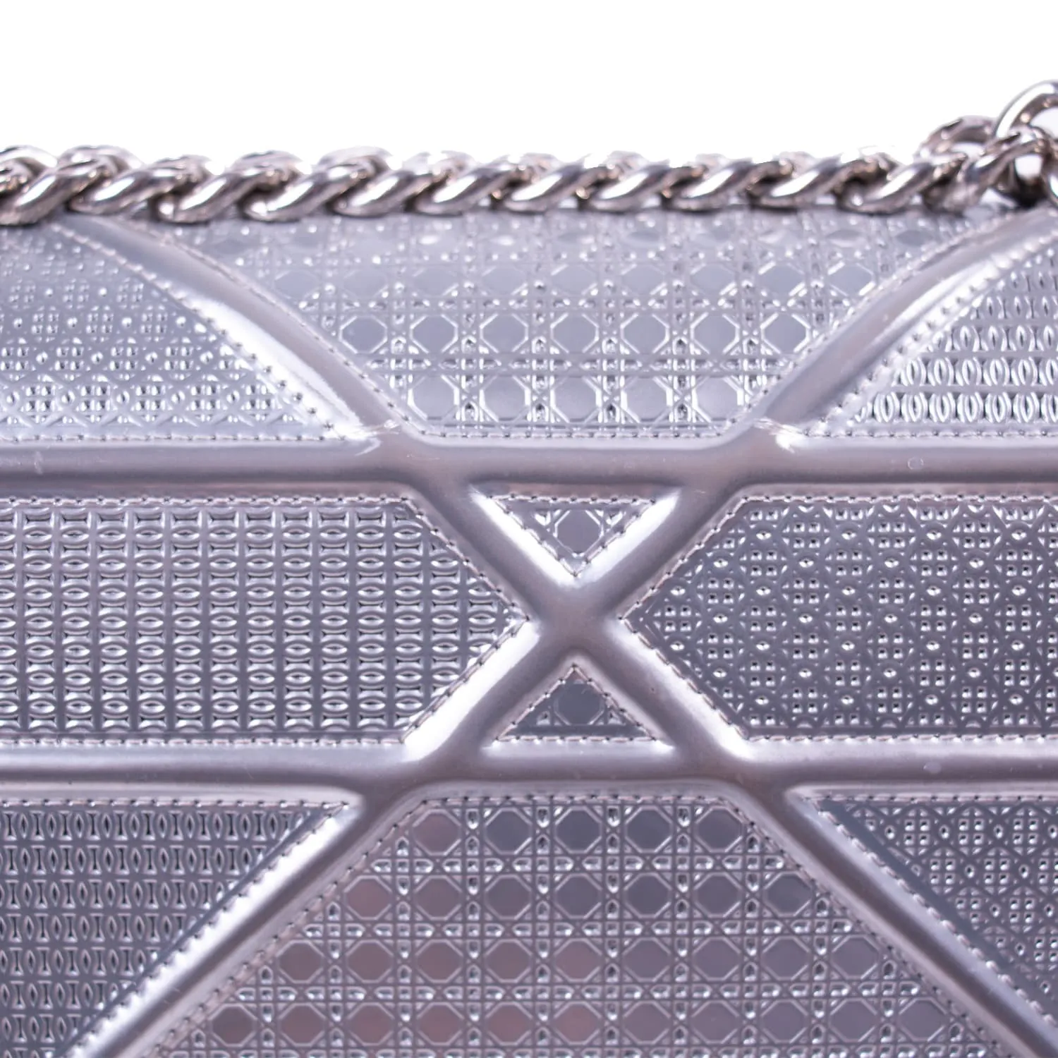 Christian Dior Diorama Medium Shoulder Bag