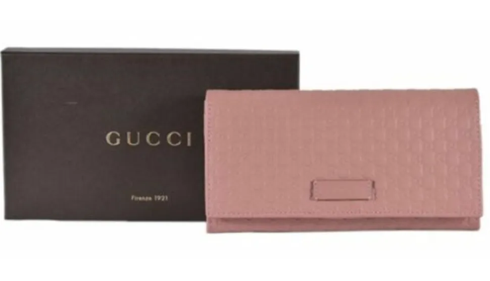 Gucci Microguccissima Continental Wallet in Soft Pink