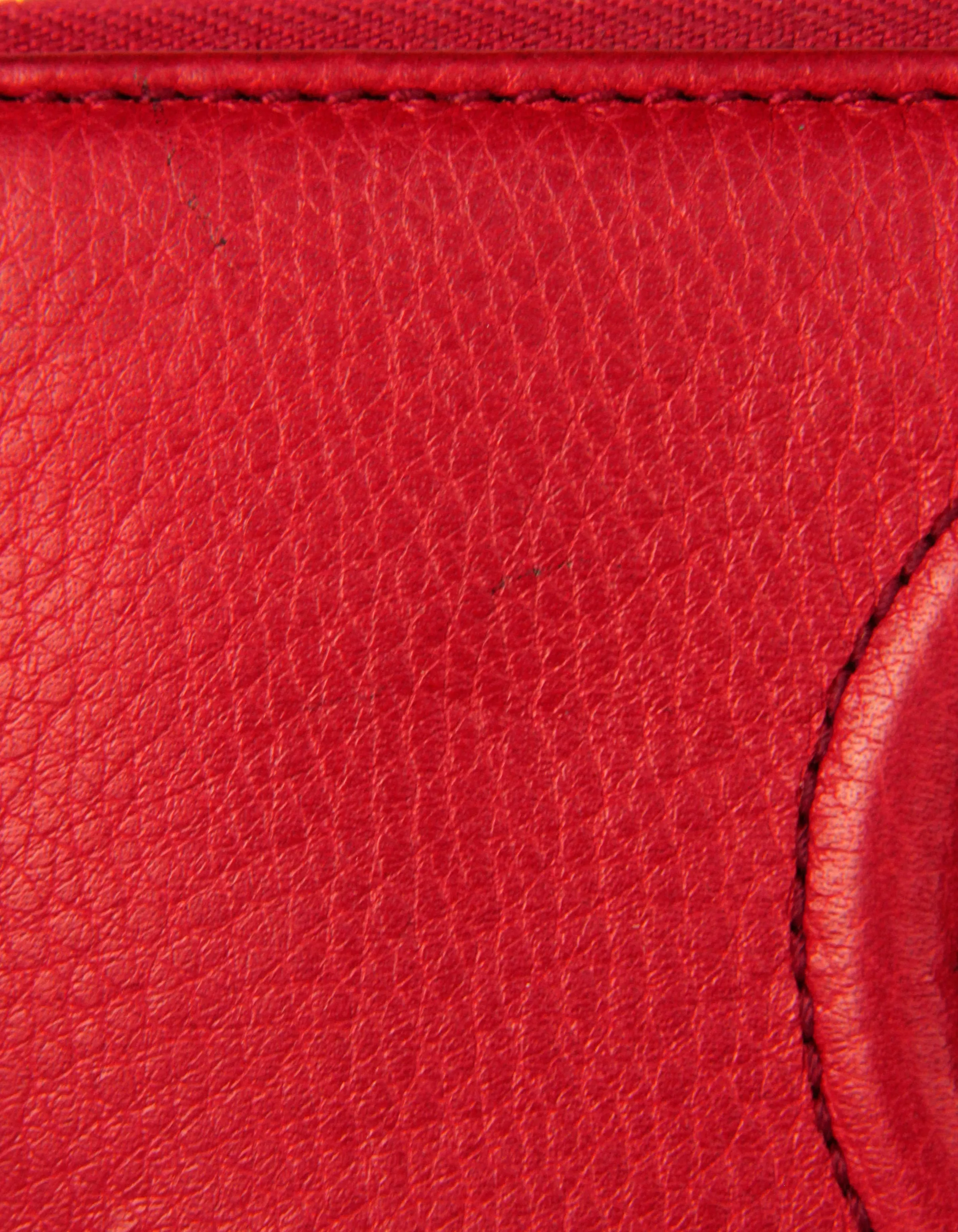 Gucci Red Leather Soho Zippy Wallet