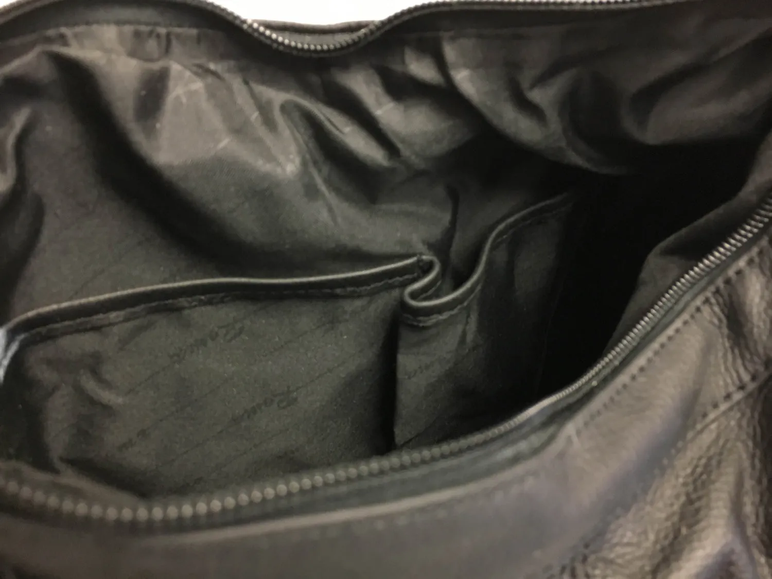 Leather Ambidextrous CCW Purse - Locking Zipper Compartment
