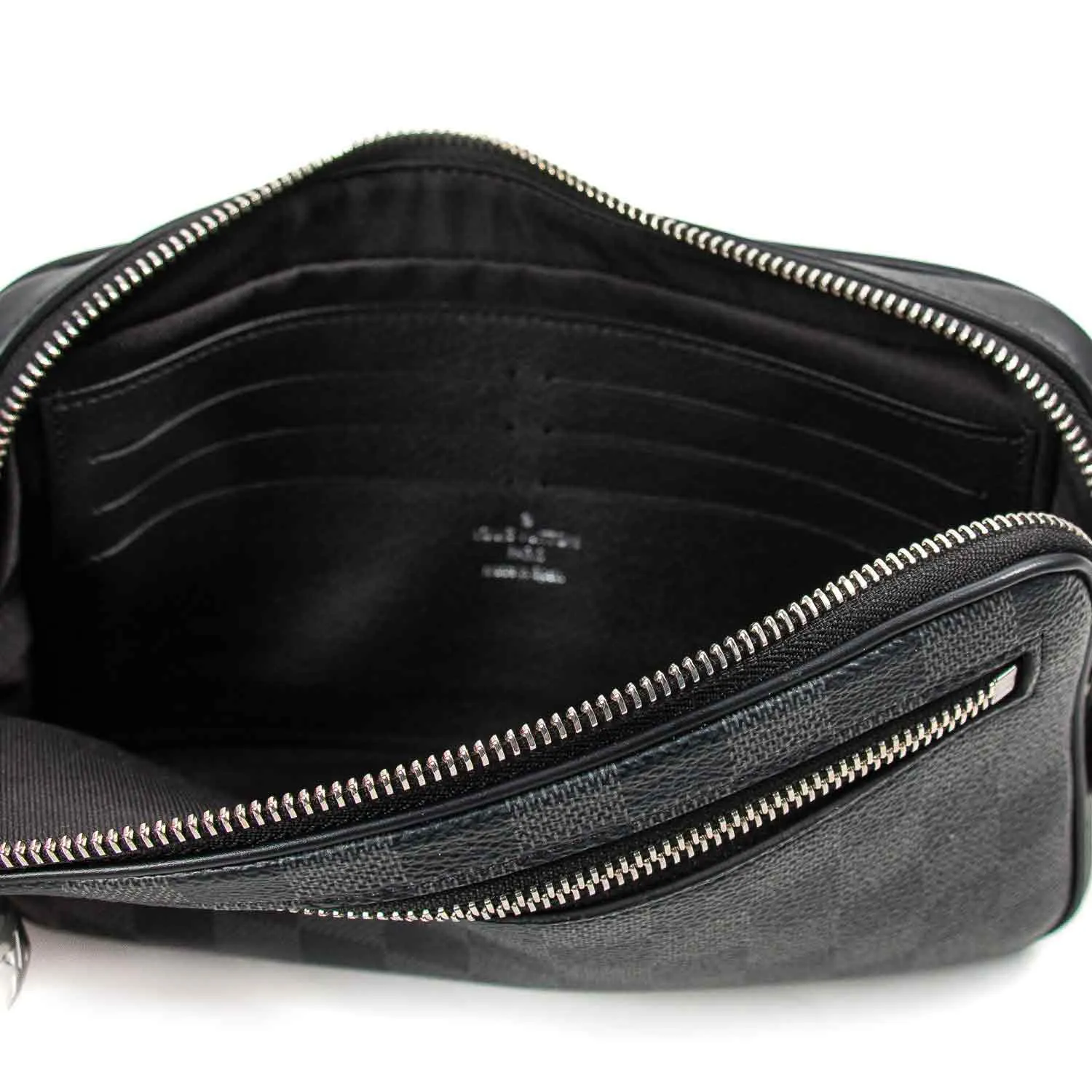 Louis Vuitton Damier Graphite Alpha Clutch
