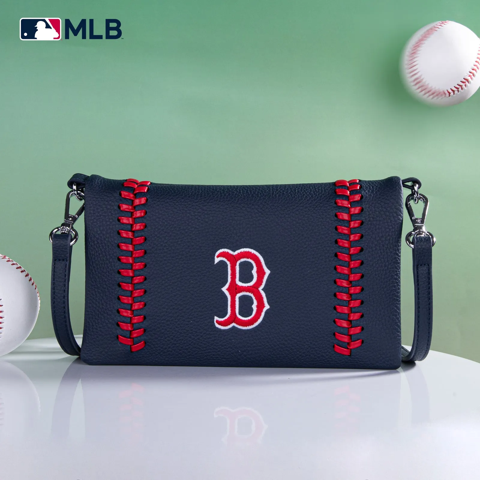 MLB-BR106  MLB Boston Red Sox Team Bi-Fold Clutch/Crossbody
