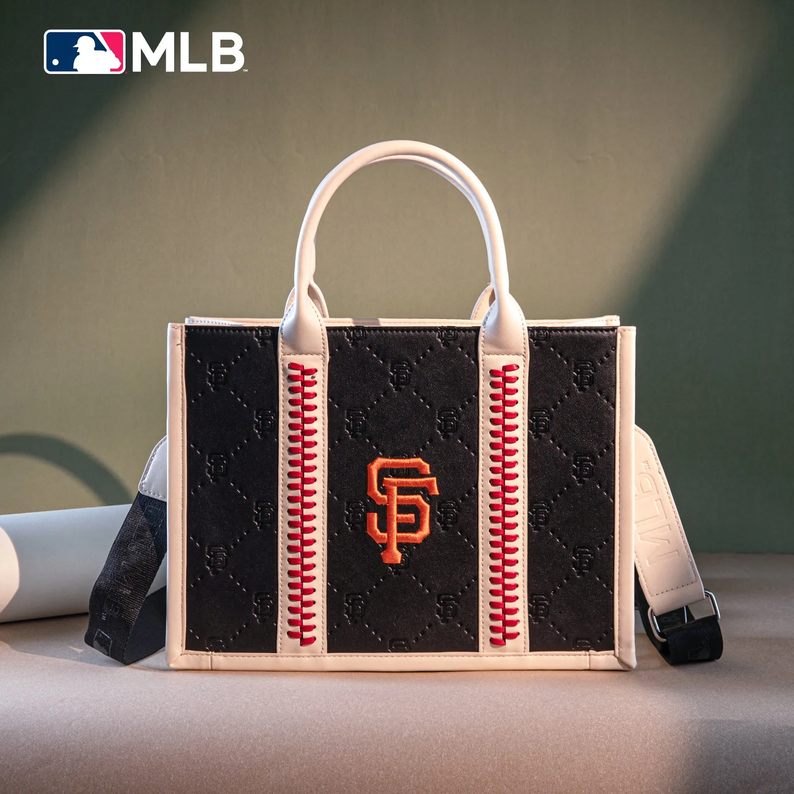 MLB-SF100-100   MLB San Francisco Giants Team Whipstitch Tote/Crossbody