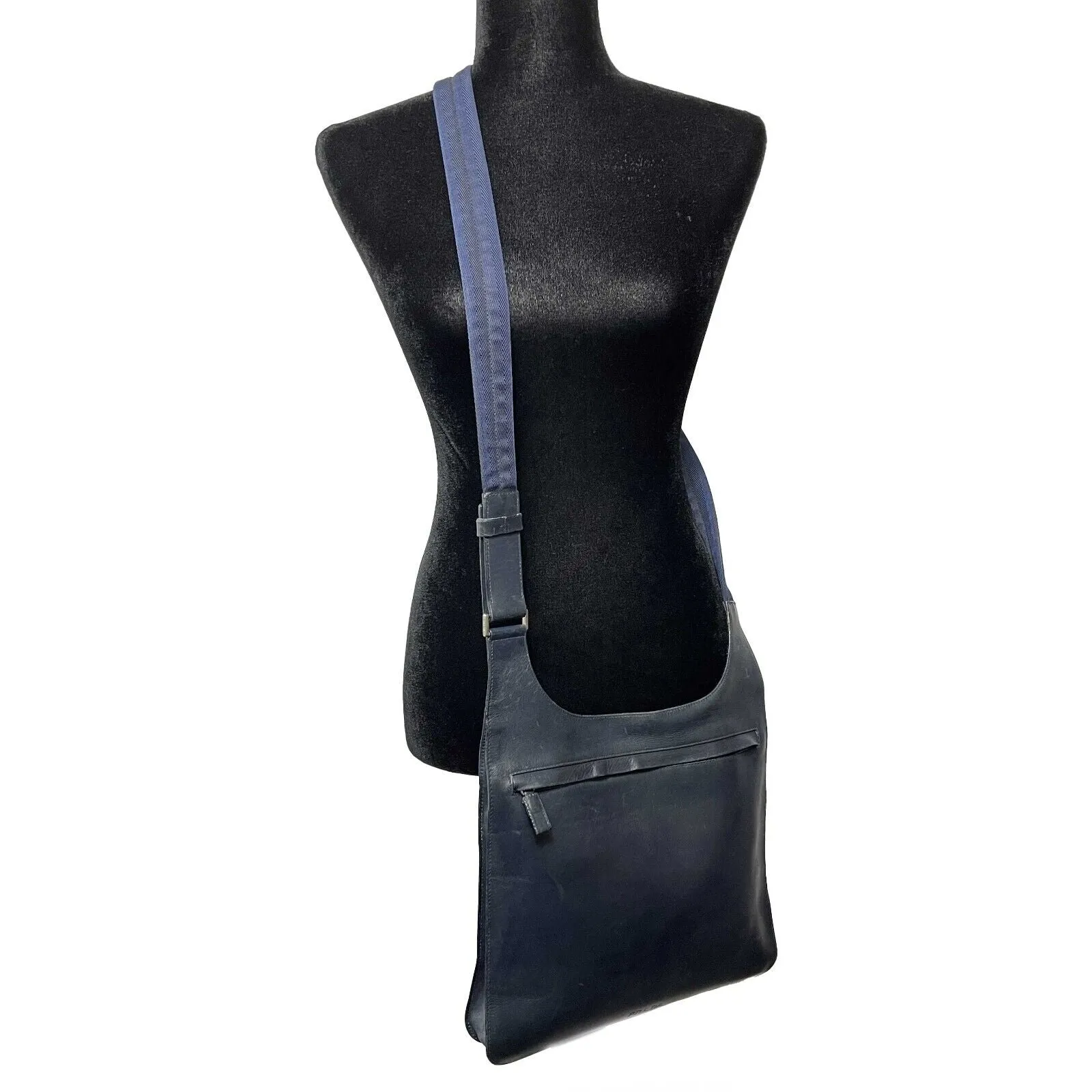 Prada - Vitello Sport Messenger Shoulder Bag - Baltico (Navy) Crossbody Bag