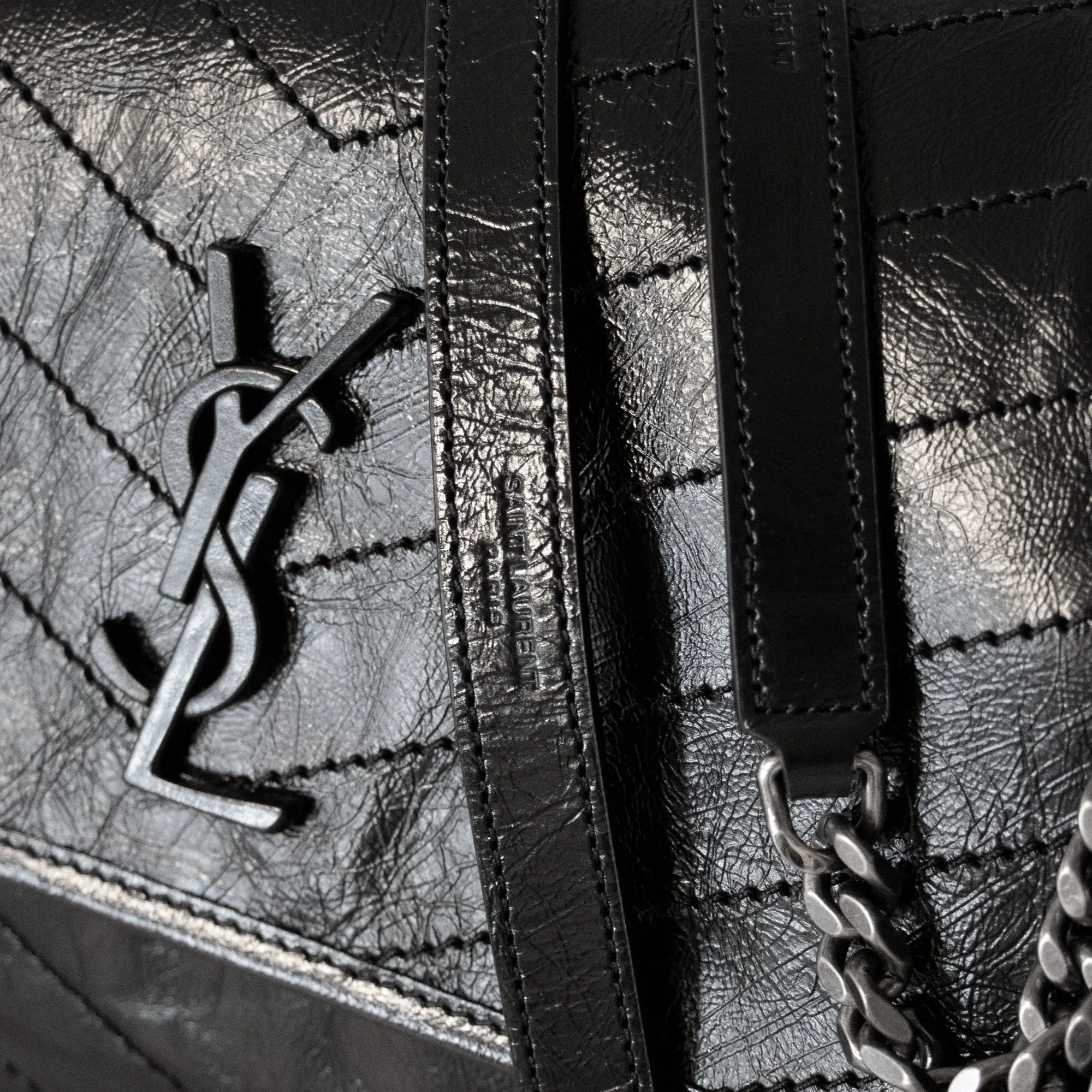 Saint Laurent Niki Medium in Crinkled Vintage Leather Shoulder Bag
