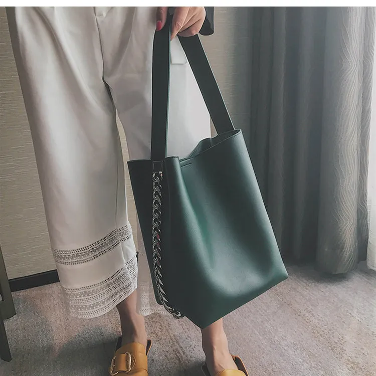 Savannah Chain Bucket Handbags