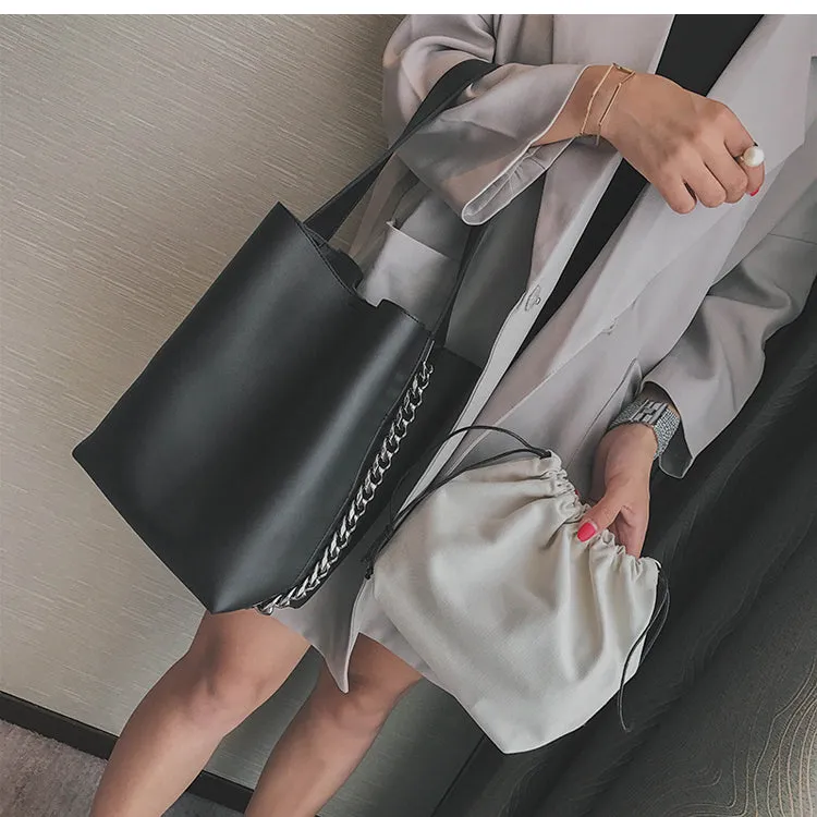 Savannah Chain Bucket Handbags