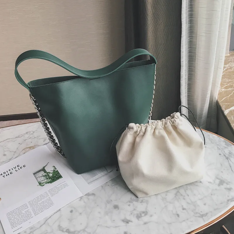 Savannah Chain Bucket Handbags