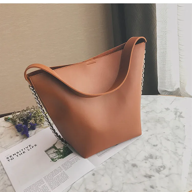 Savannah Chain Bucket Handbags