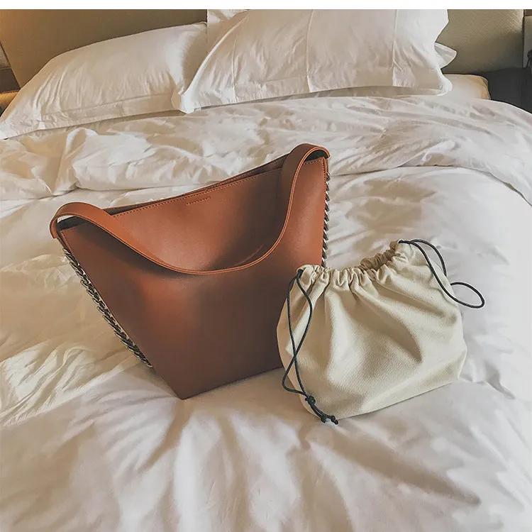 Savannah Chain Bucket Handbags