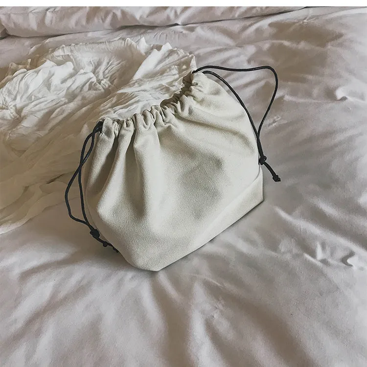 Savannah Chain Bucket Handbags
