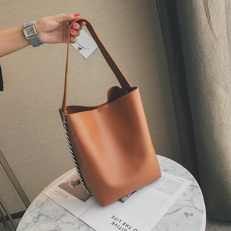 Savannah Chain Bucket Handbags