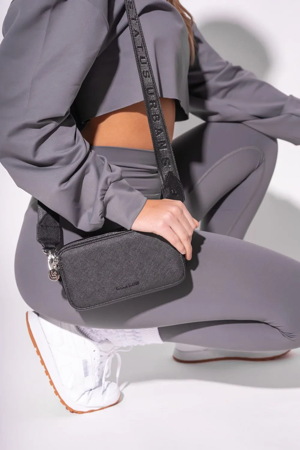 The Darcy Cross-body - Black