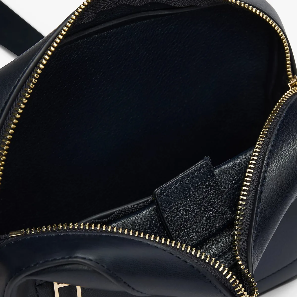 Tommy Hilfiger Iconic Signature Strap Camera Bag AW15888 - NVY
